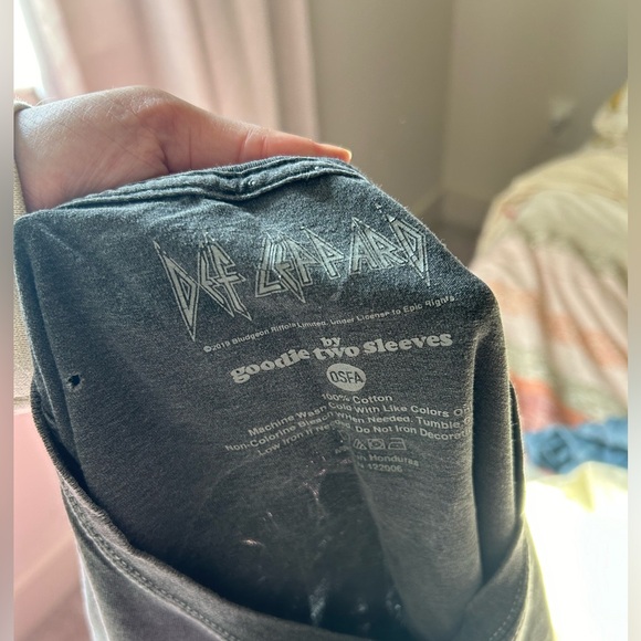 x3 tee bundle Urban Outfitters Oversized Band Tee - Picture 6 of 6